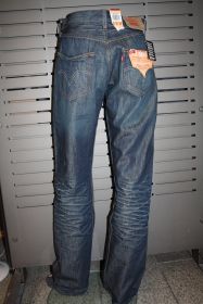 Levis Jeans 501 dark used