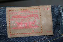 Levis Jeans 501 dark used