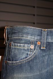 Levis Jeans 501 stone used