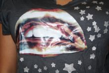 KOOL ANNA T-Shirt Lip Print